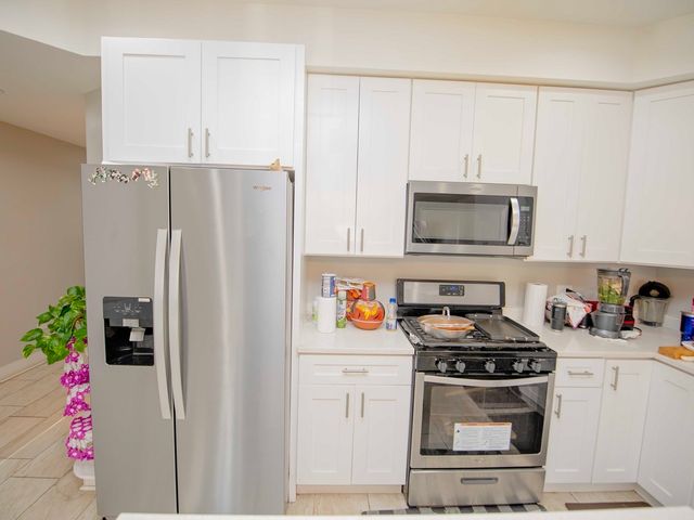 105 N 12th Avenue, Melrose Park, IL 60160