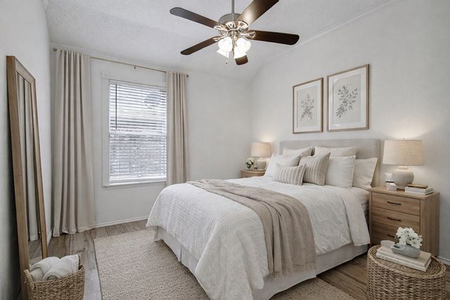 2525 Greenhaven Drive, Burleson, TX 76028