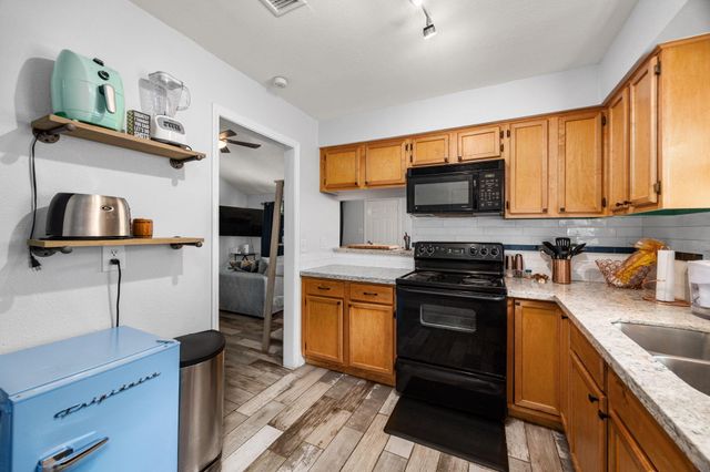 16215 Summer Dawn Lane, Houston, TX 77095