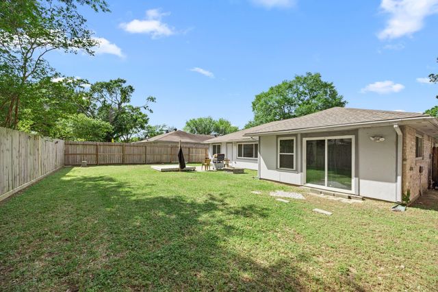 16215 Summer Dawn Lane, Houston, TX 77095