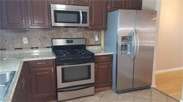 2052 Jebs Court NW, Kennesaw, GA 30144