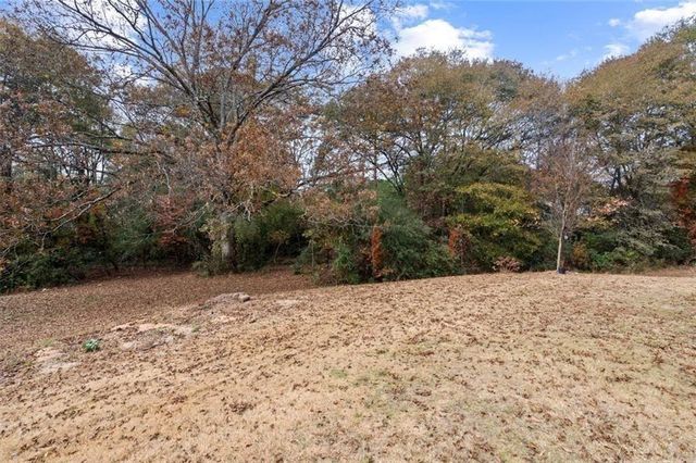 270 East Union Grove Circle, Auburn, GA 30011