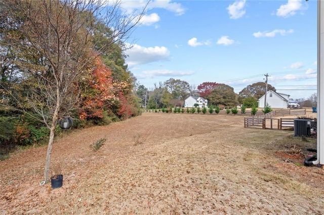 270 East Union Grove Circle, Auburn, GA 30011