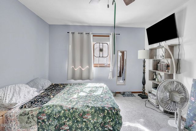 18616 Little Cape Circle, Eagle River, AK 99577