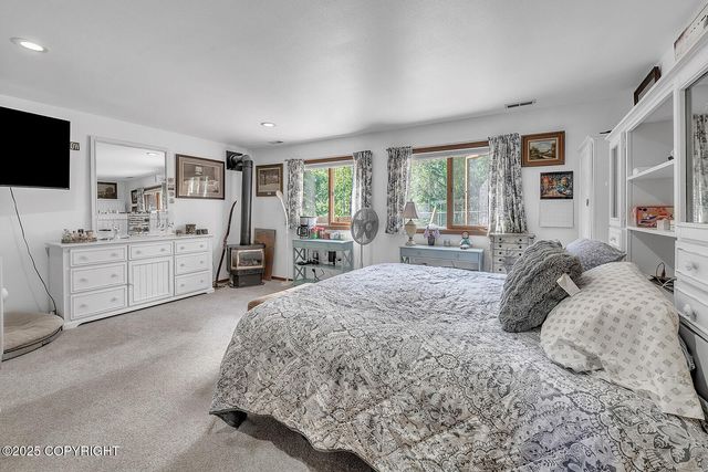 18616 Little Cape Circle, Eagle River, AK 99577