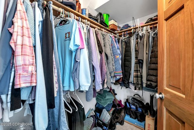 18616 Little Cape Circle, Eagle River, AK 99577