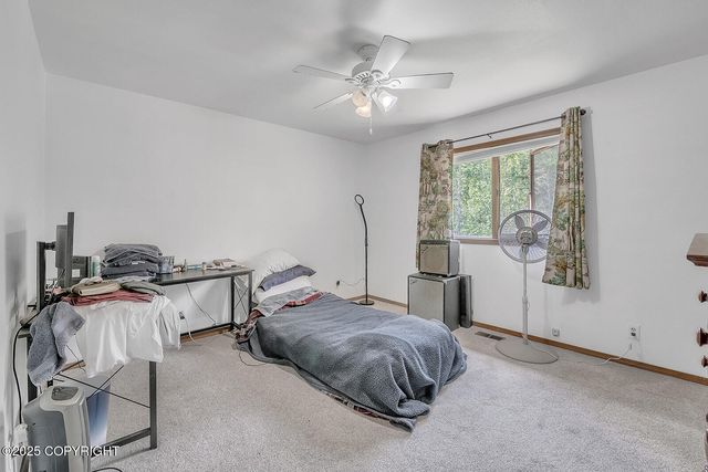 18616 Little Cape Circle, Eagle River, AK 99577