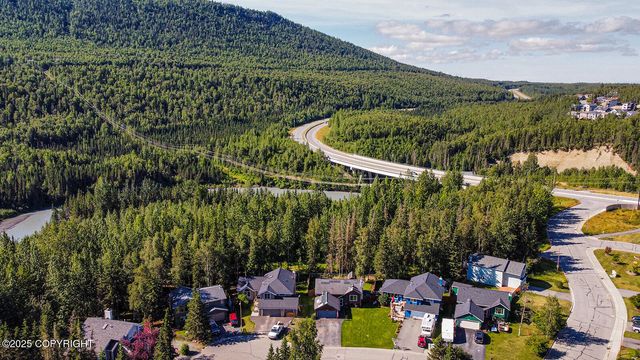 18616 Little Cape Circle, Eagle River, AK 99577