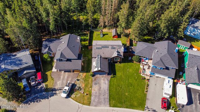 18616 Little Cape Circle, Eagle River, AK 99577