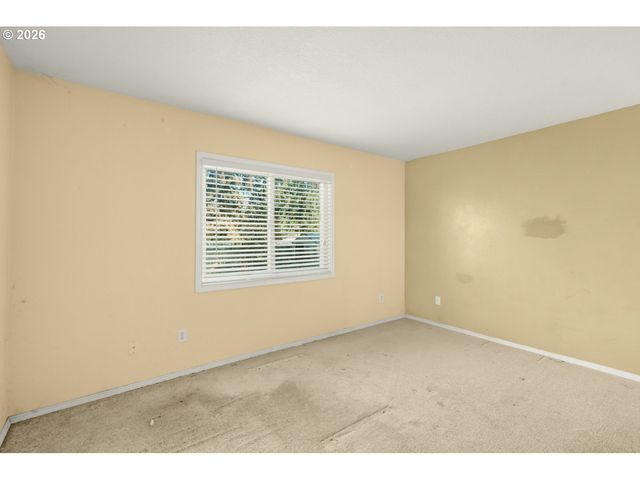 180 Ne 47TH Ave, Hillsboro, OR 97124