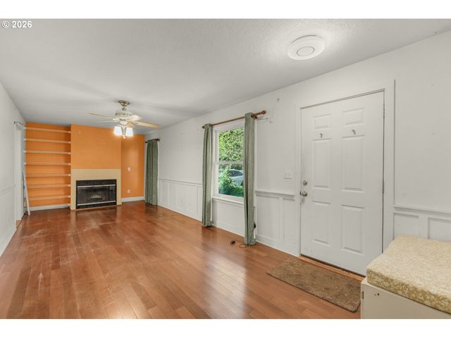 180 Ne 47TH Ave, Hillsboro, OR 97124