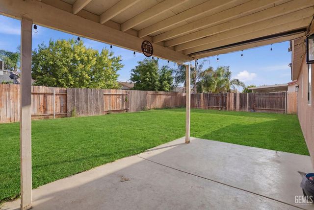 5029 Trabuco Canyon Drive, Bakersfield, CA 93307