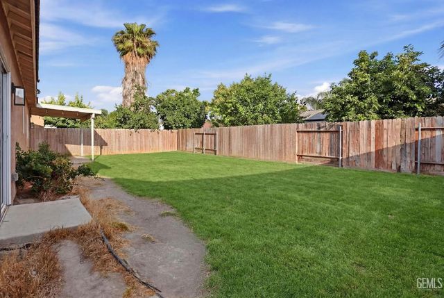 5029 Trabuco Canyon Drive, Bakersfield, CA 93307