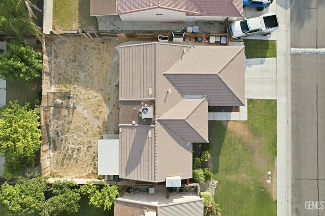 5029 Trabuco Canyon Drive, Bakersfield, CA 93307