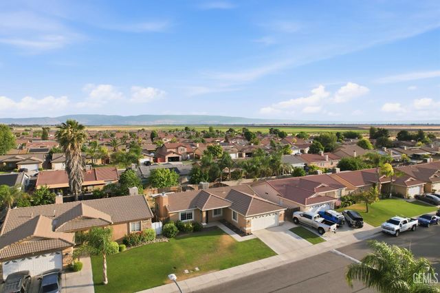 5029 Trabuco Canyon Drive, Bakersfield, CA 93307