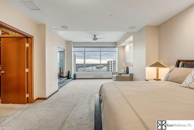 555 Riverfront Plaza PH, Omaha, NE 68102