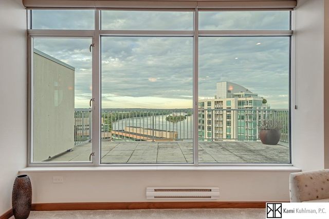 555 Riverfront Plaza PH, Omaha, NE 68102
