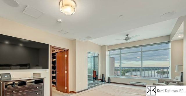 555 Riverfront Plaza PH, Omaha, NE 68102