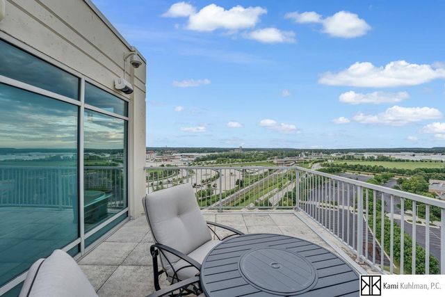 555 Riverfront Plaza PH, Omaha, NE 68102