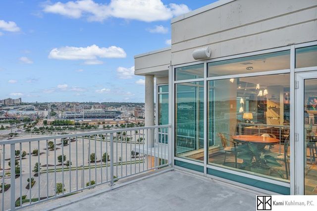 555 Riverfront Plaza PH, Omaha, NE 68102