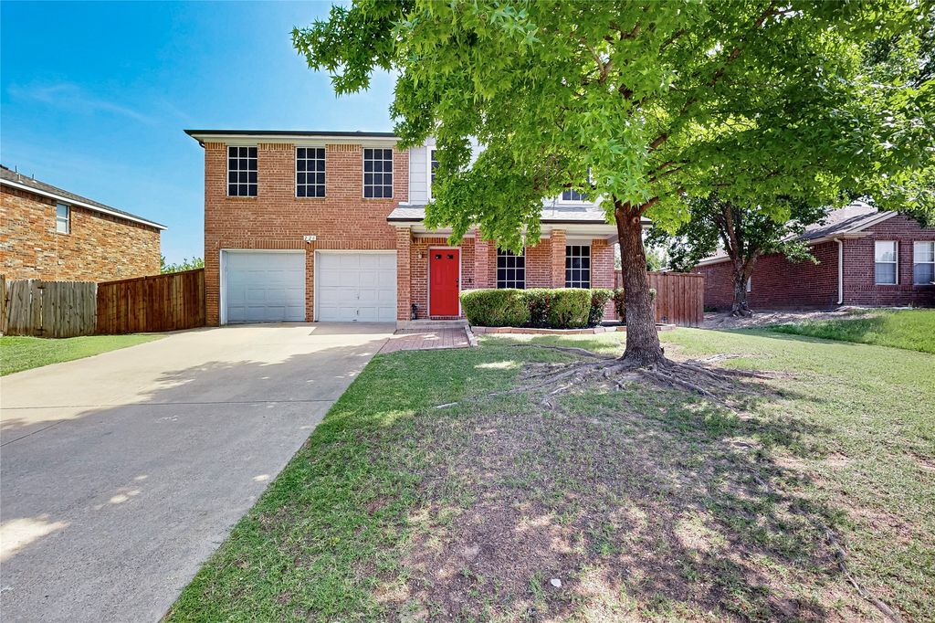 226 Yale Boulevard, Glenn Heights, TX 75154