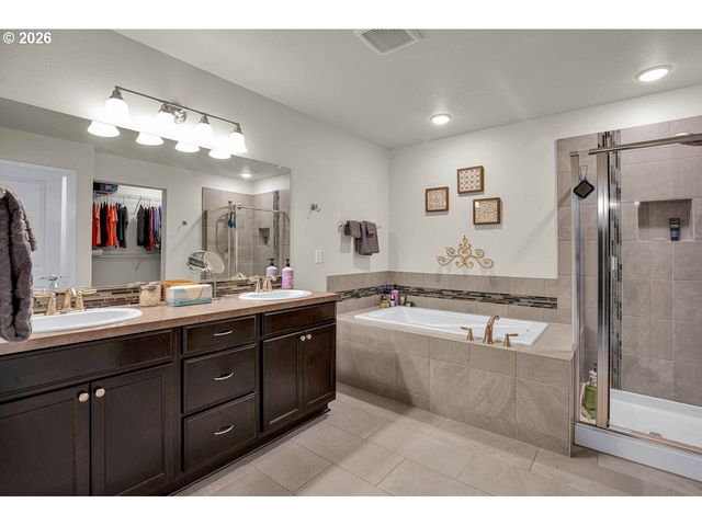 16507 Ne 92ND Cir, Vancouver, WA 98682