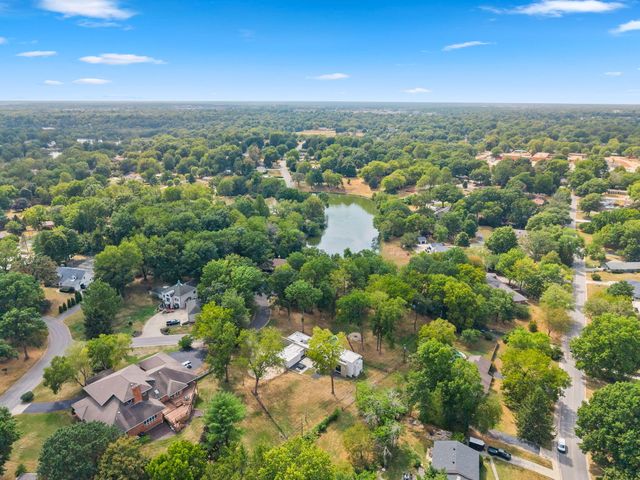 3023 E Inglewood Court, Springfield, MO 65804