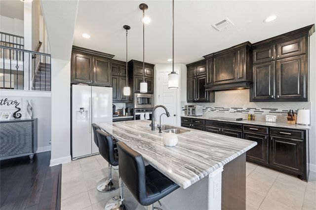 115 Sapphire Lane, Waxahachie, TX 75165