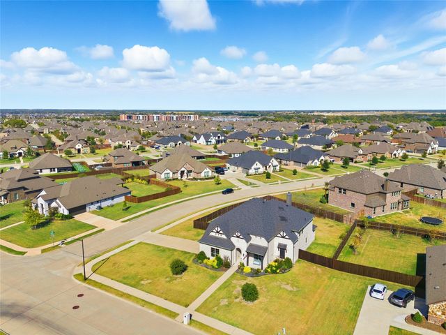 115 Sapphire Lane, Waxahachie, TX 75165