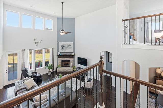 115 Sapphire Lane, Waxahachie, TX 75165