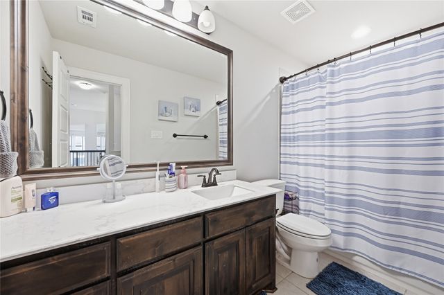 115 Sapphire Lane, Waxahachie, TX 75165