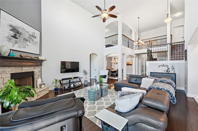 115 Sapphire Lane, Waxahachie, TX 75165