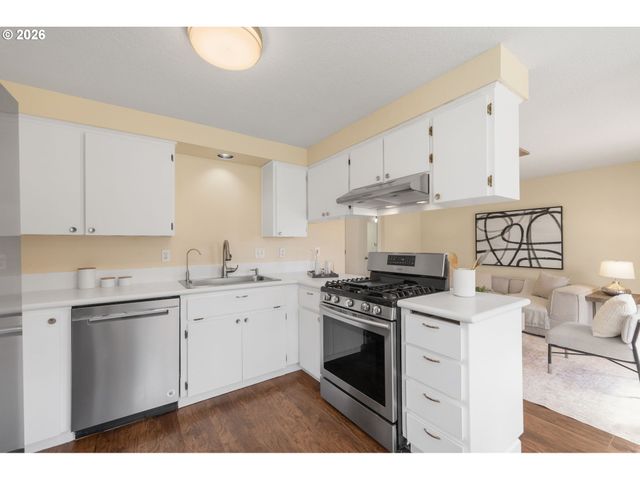 5677 Nw 180TH Pl, Portland, OR 97229