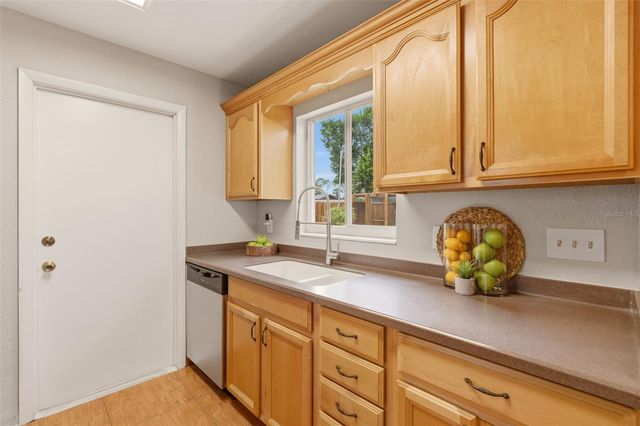 470 MEADOW SWEET COURT, Ocoee, FL 34761