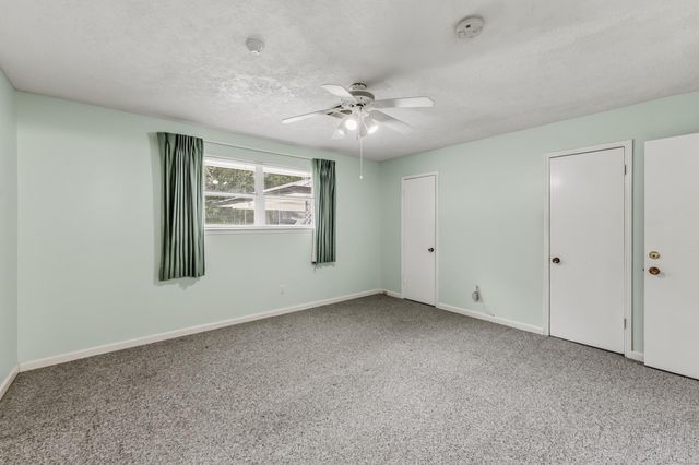 1797 Sh 30 E, Huntsville, TX 77320