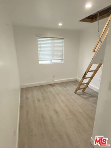 6417 Crescent Street, Los Angeles, CA 90042