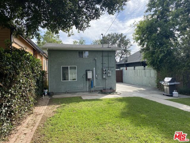 6417 Crescent Street, Los Angeles, CA 90042