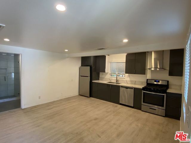 6417 Crescent Street, Los Angeles, CA 90042