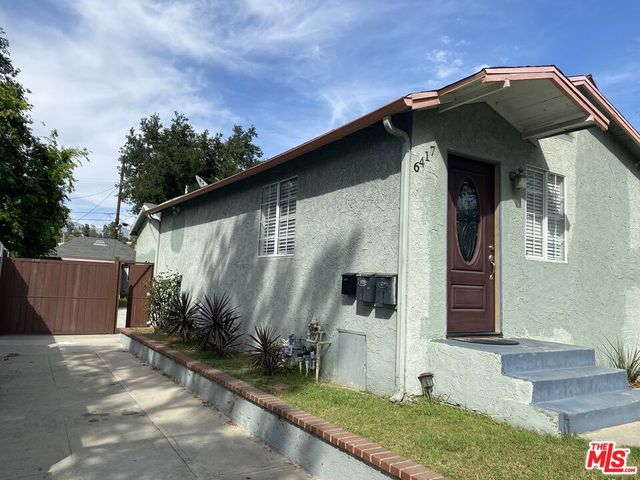 6417 Crescent Street, Los Angeles, CA 90042