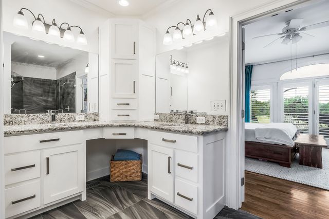 760 Lakeland Dr, Mcminnville, TN 37110