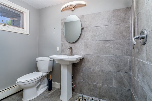 17 Fairview, Ashburnham, MA 01430