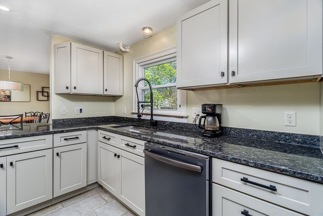 17 Fairview, Ashburnham, MA 01430