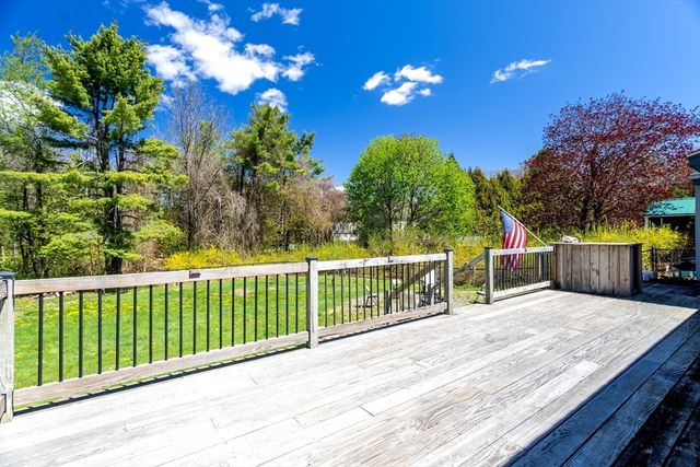 17 Fairview, Ashburnham, MA 01430