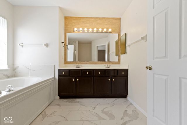 13747 Stone Haven Drive, Carmel, IN 46033