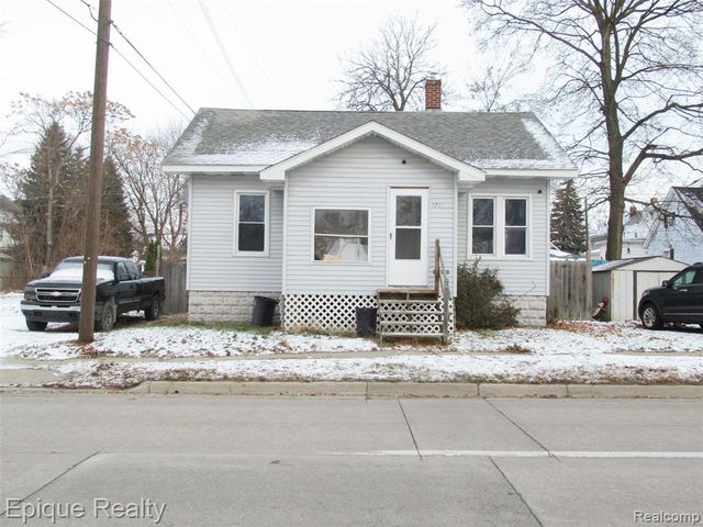 1711 Oak Street, Port Huron, MI 48060