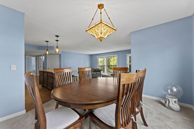 3030 Saint Albans Mill Road 215, Minnetonka, MN 55305