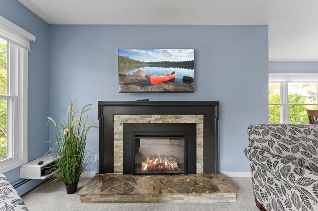 3030 Saint Albans Mill Road 215, Minnetonka, MN 55305
