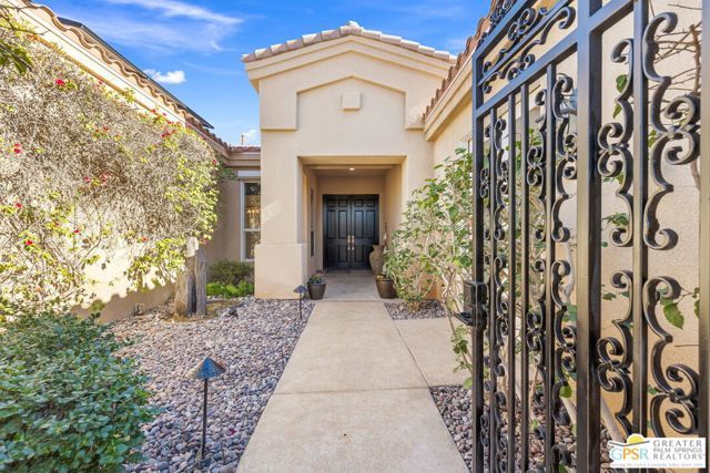 4 Hillcrest Drive, Palm Desert, CA 92260