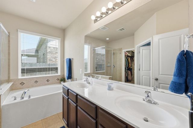 9906 Deborah Colony Lane, Humble, TX 77396
