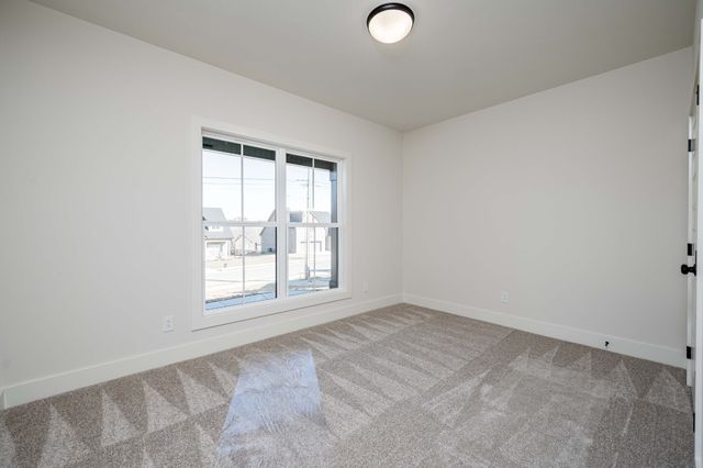 525 McGrath Dr, Smyrna, TN 37167